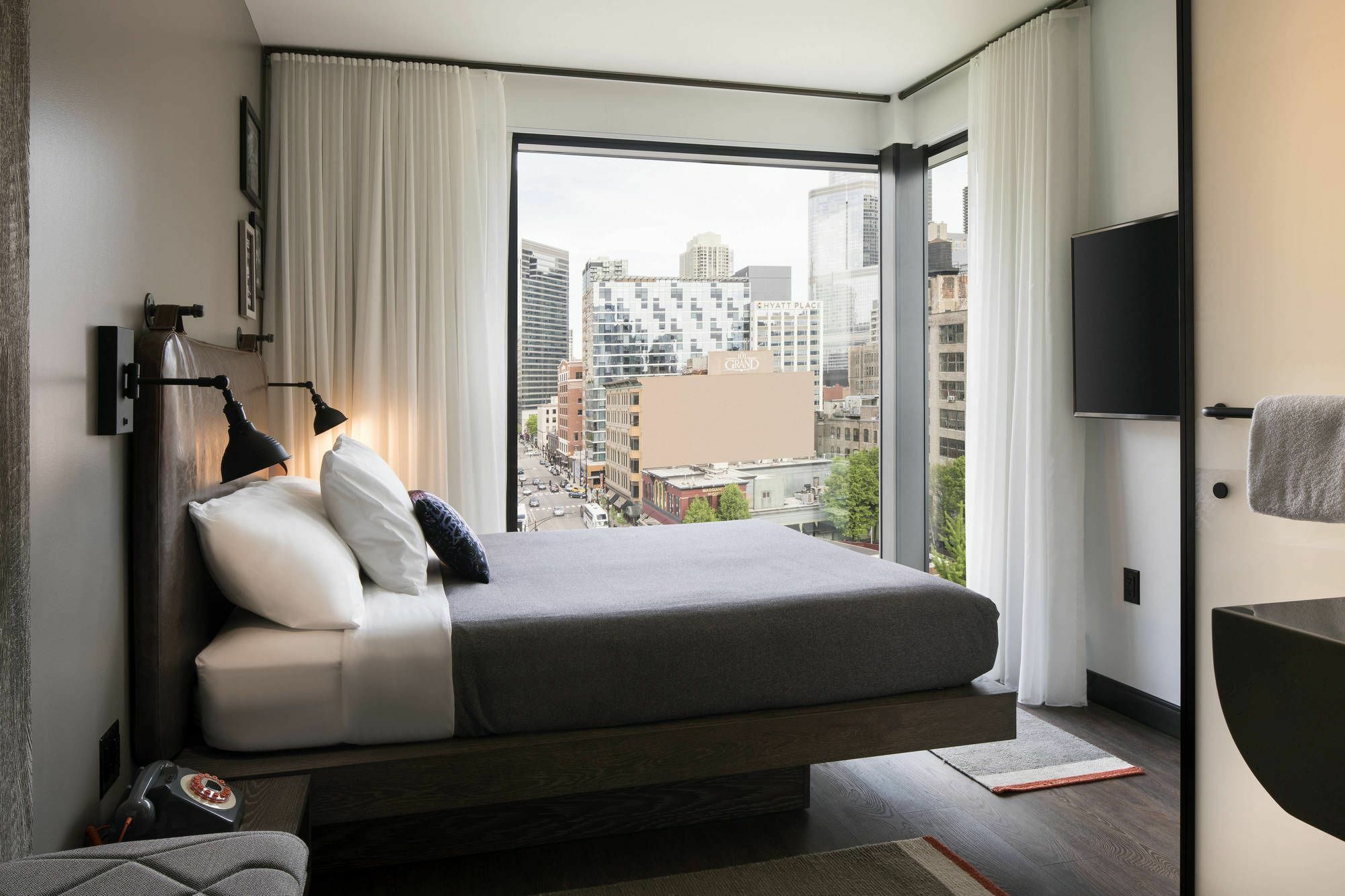 Moxy Chicago Downtown Hotell Exteriör bild