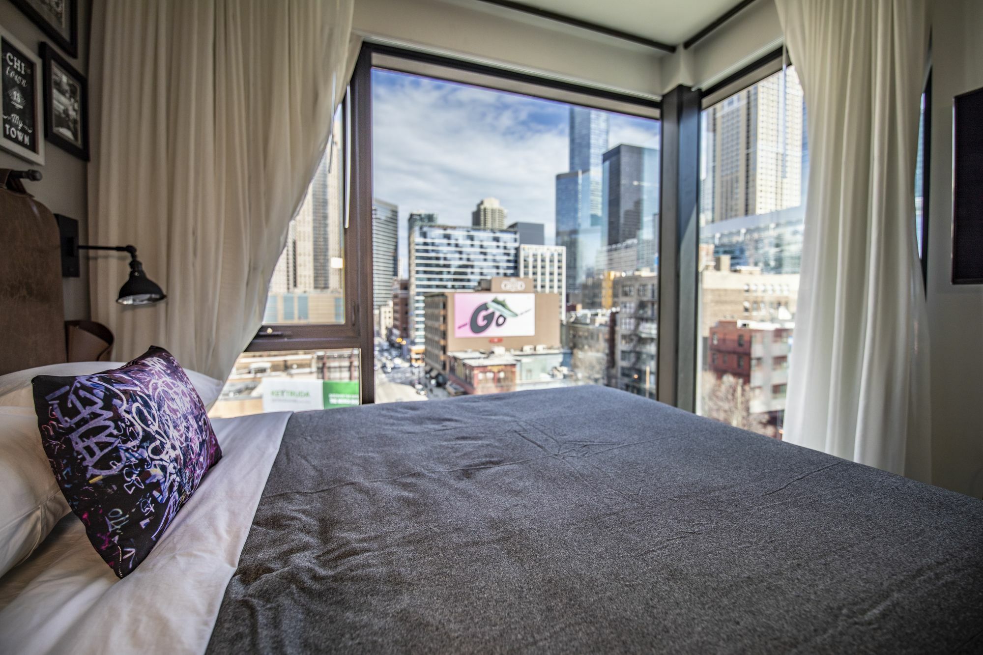 Moxy Chicago Downtown Hotell Exteriör bild